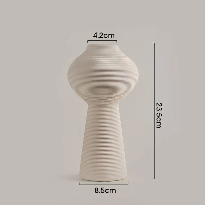 Lio Vase