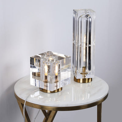 Elliana Lamp