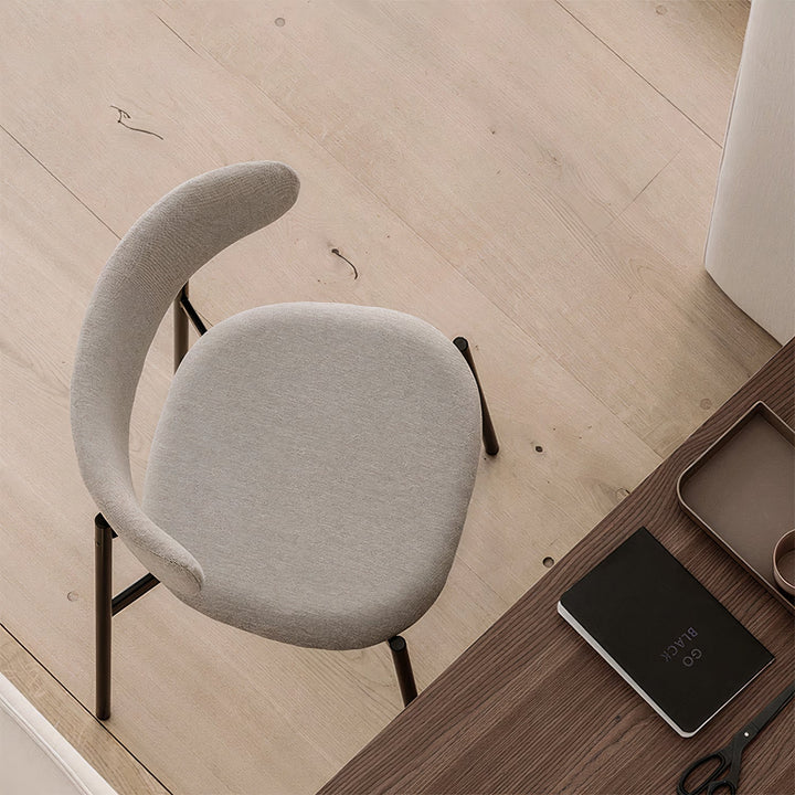 Lillee Chair