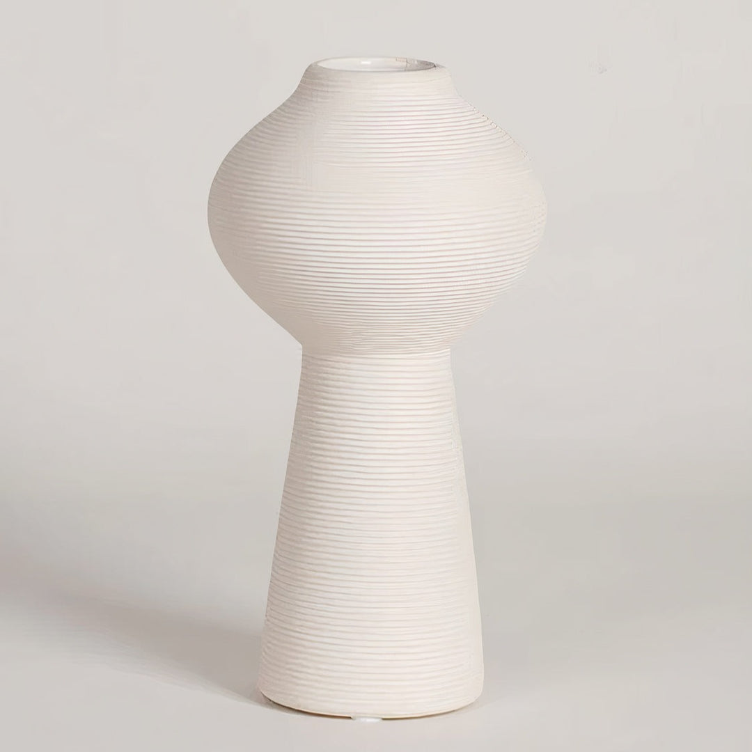 Lio Vase