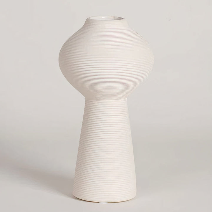 Lio Vase