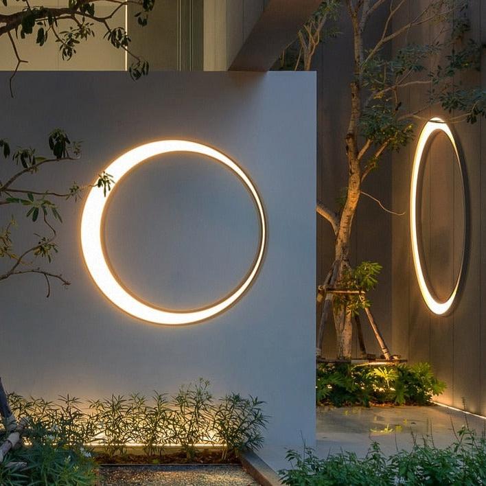 Georgia Outdoor Wall Lamp