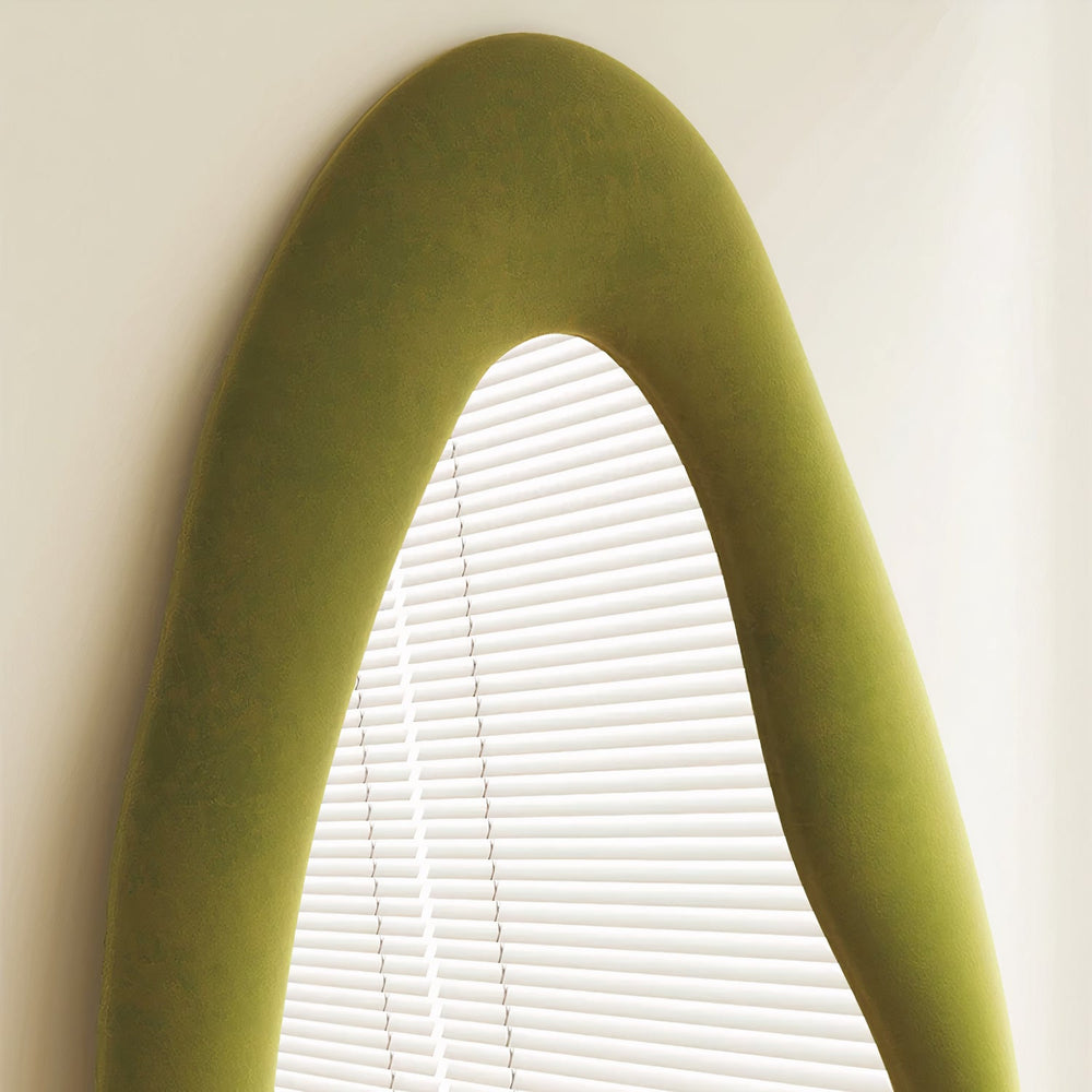 Elodie Mirror