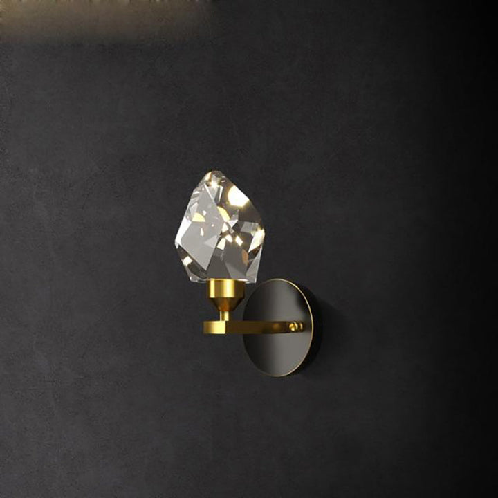 Primo Wall Lamp